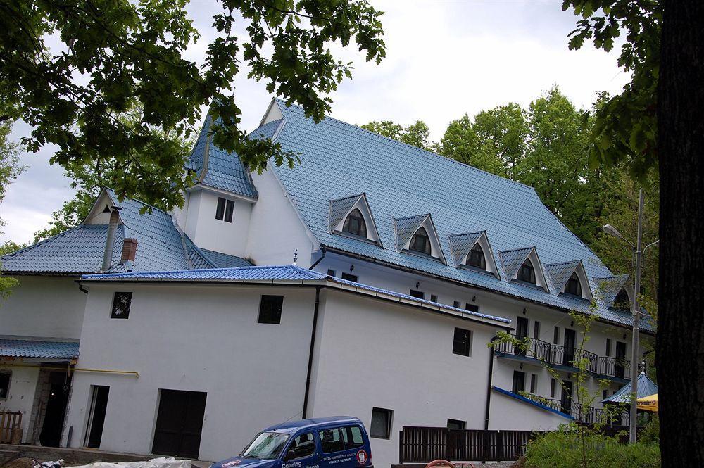 Marion Hotel Târgu-Mureş Exterior foto